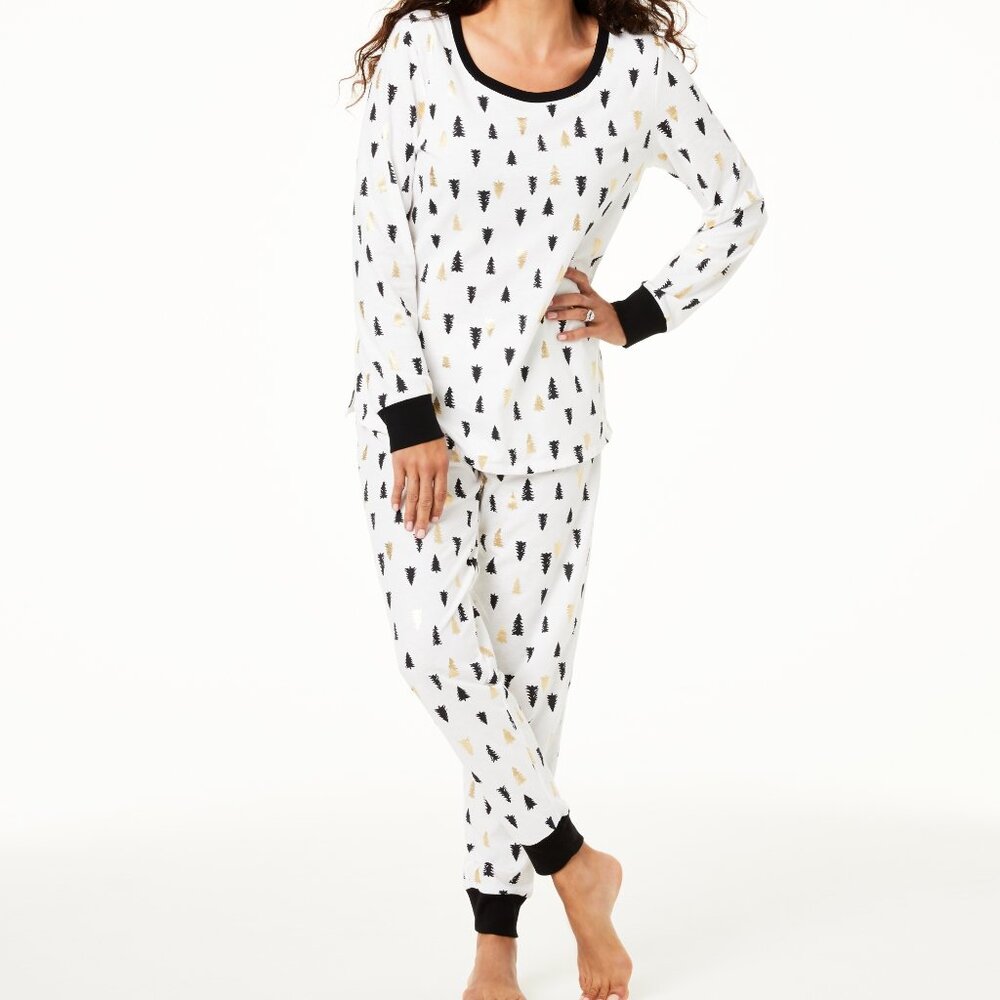 Family Pajamas Matching Tree-Print Pajama Set, XL NWT